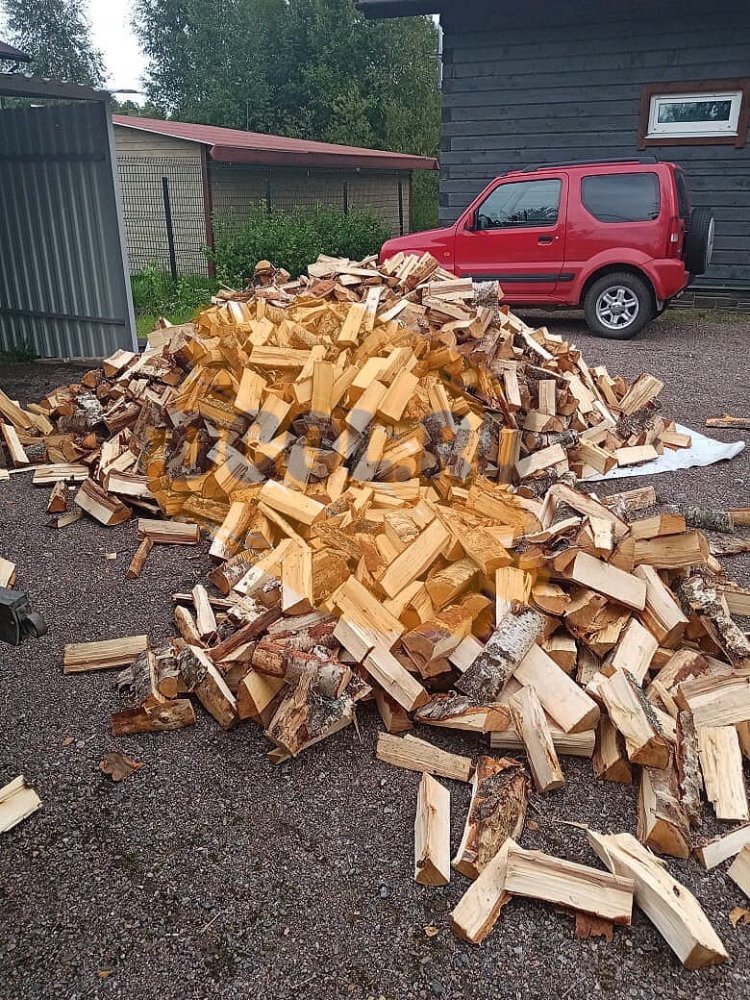 Купить дрова в спб с доставкой. Гнилые дрова фото.